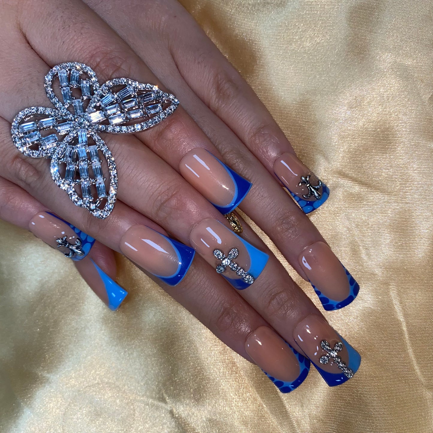 S113--Fashional duck shape nails--Missunails