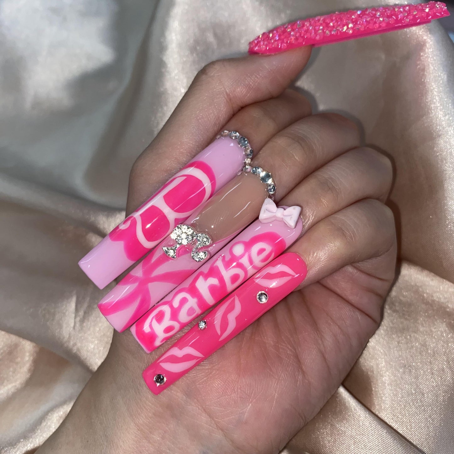 S587-handmade customize acrylic Barbie press on nails--Missunails