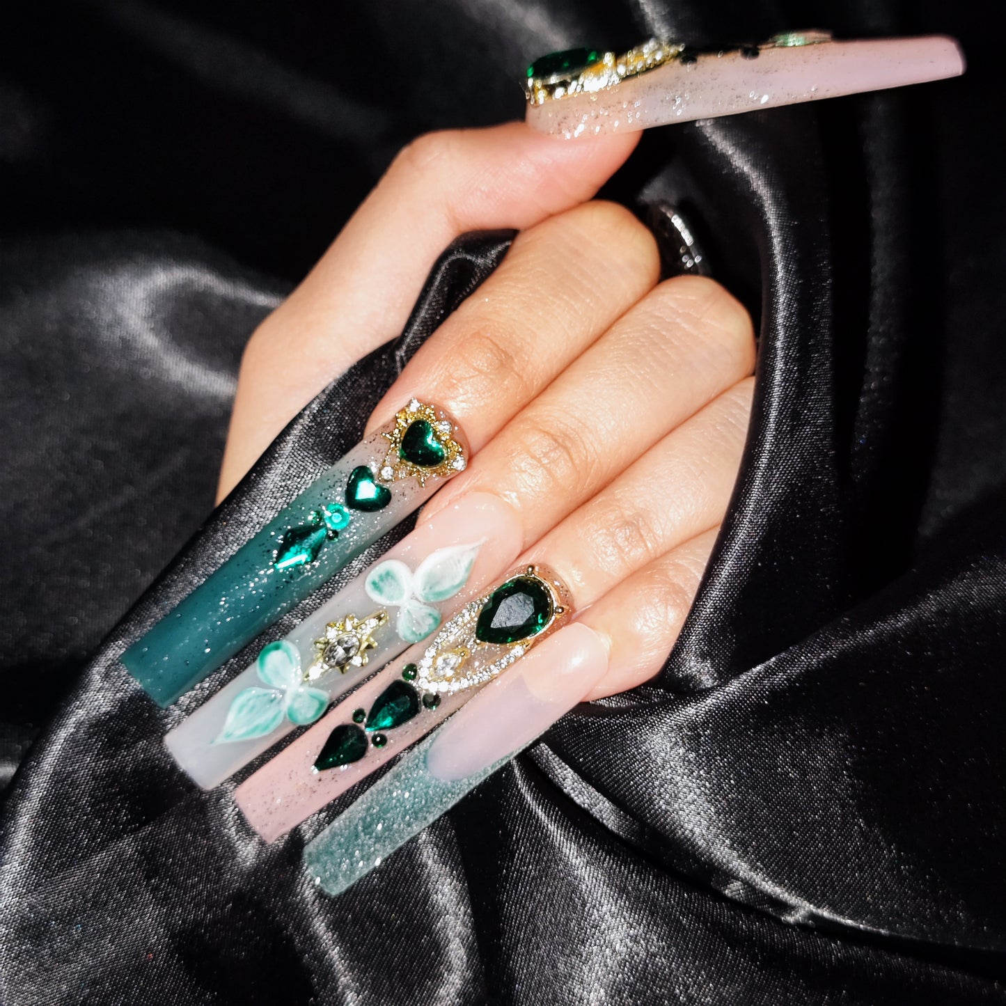 S311-green handmade customize acrylic press on nails--Missunails